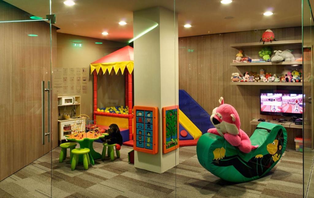 Hotel Pagony Wellness Ньиредьхаза Экстерьер фото